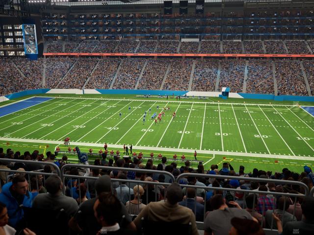 Ford Field - Section Club 332 Seat View