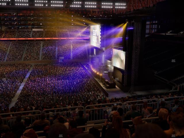 Ford Field - Section Club 332 Seat View