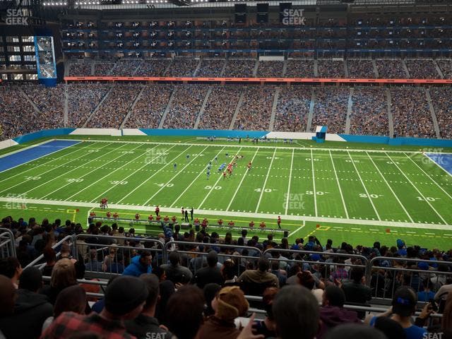 Ford Field - Section Club 332 Seat View
