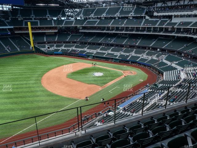 Globe Life Field - Section 207 Seat View