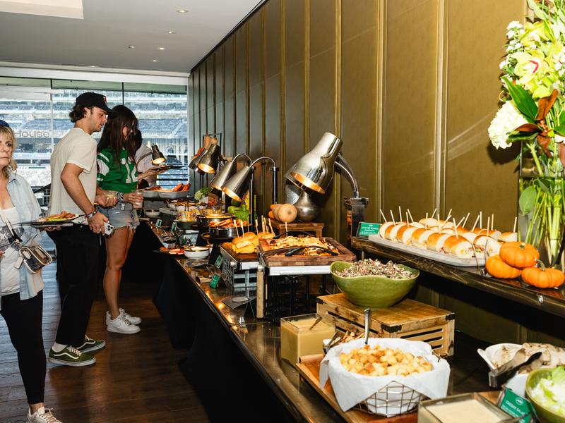 Premium club image 2