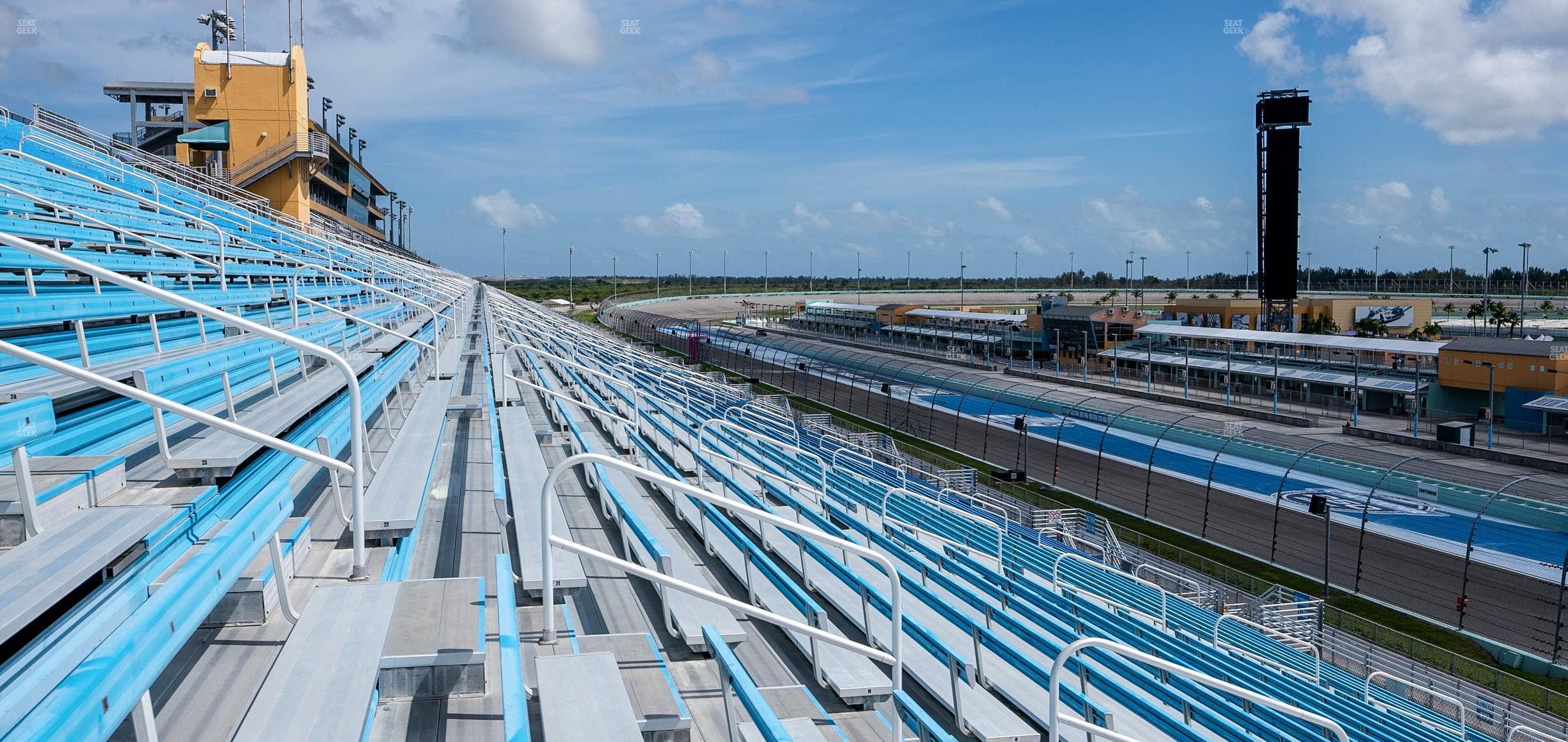 Homestead-Miami Speedway - Section 208 Seat View