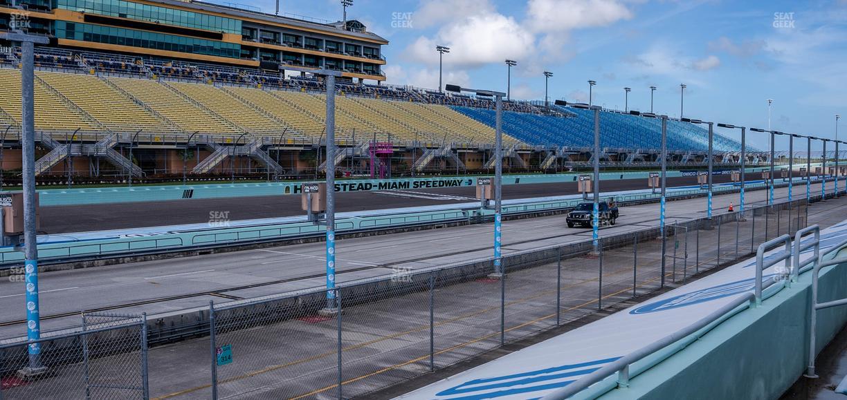 Homestead-Miami Speedway - Section Pit Road Cabana 10 Seat View