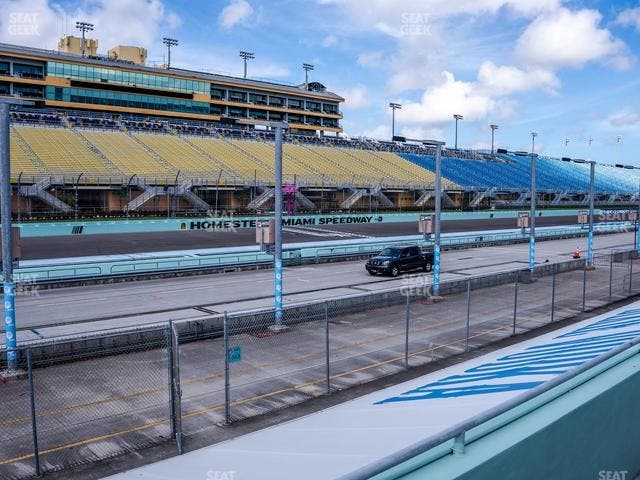 Homestead-Miami Speedway - Section Pit Road Cabana 12 Seat View