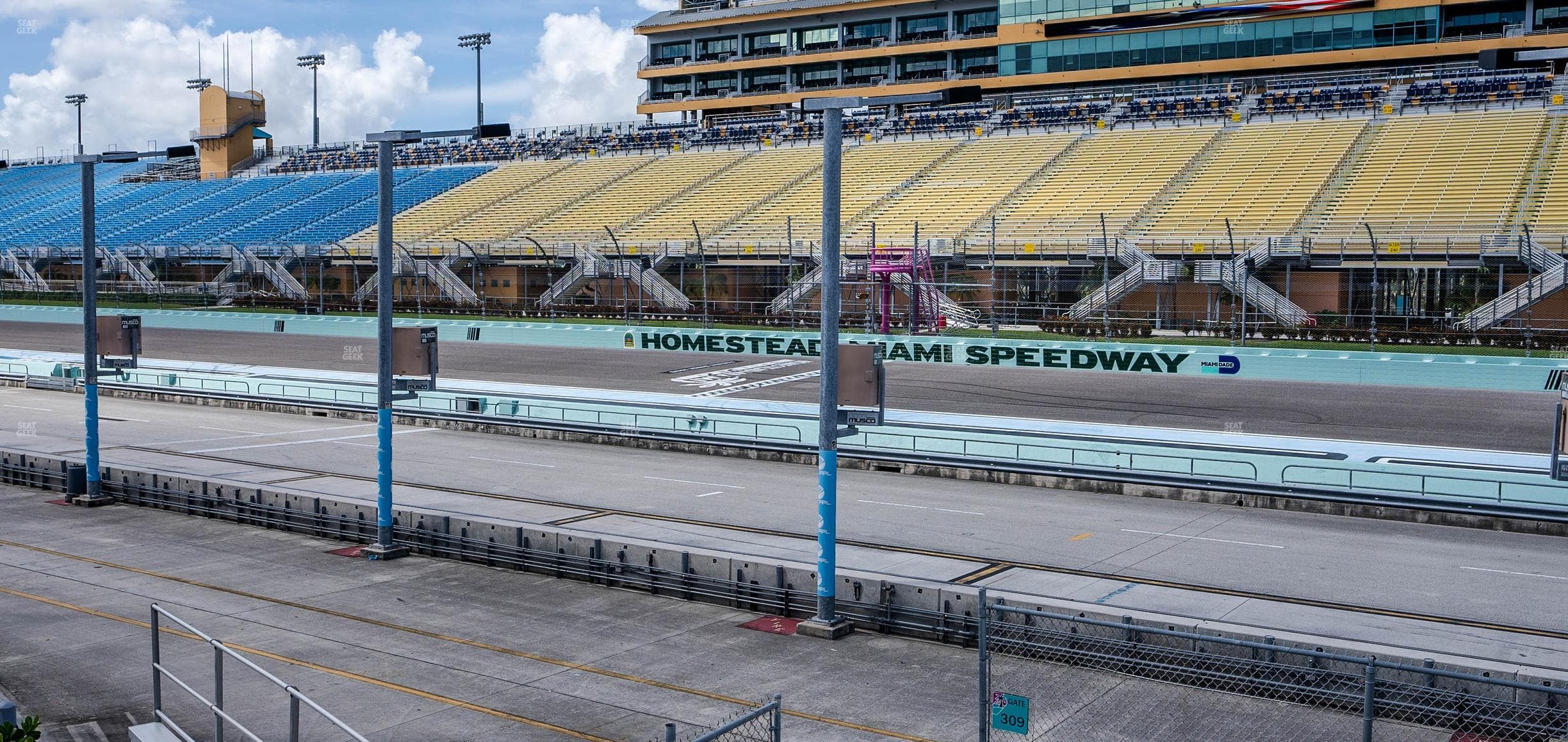 Homestead-Miami Speedway - Section Pit Road Cabana 16 Seat View