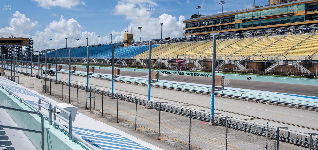 Homestead-Miami Speedway - Section Pit Road Cabana 20 Seat View