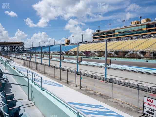 Homestead-Miami Speedway - Section Pit Road Cabana 21 Seat View