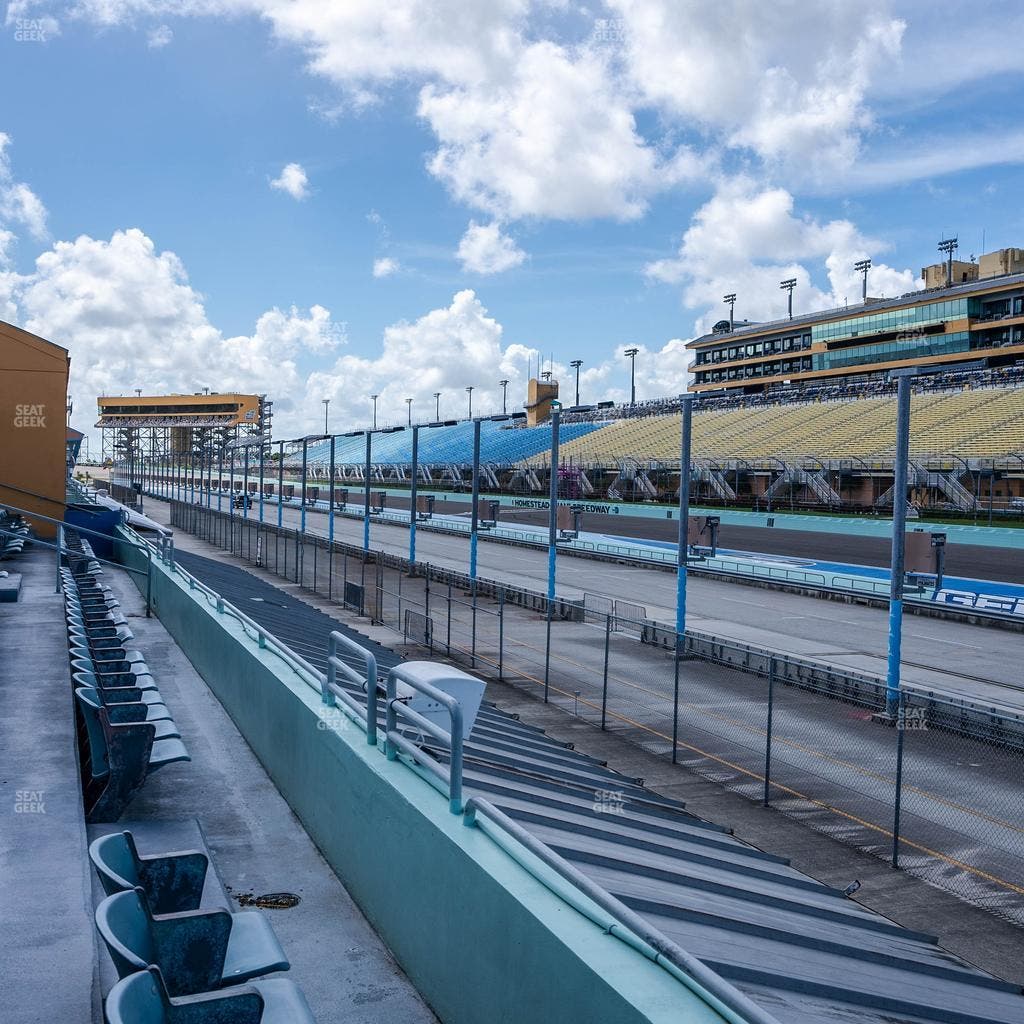Homestead-Miami Speedway - Section Pit Road Cabana 25 Seat View