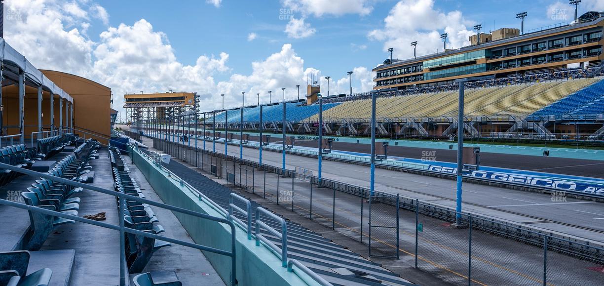 Homestead-Miami Speedway - Section Pit Road Cabana 26 Seat View