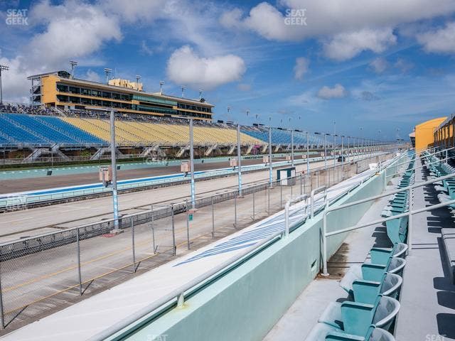 Homestead-Miami Speedway - Section Pit Road Cabana 3 Seat View