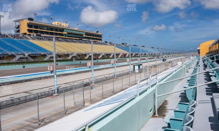 Homestead-Miami Speedway - Section Pit Road Cabana 3 Seat View