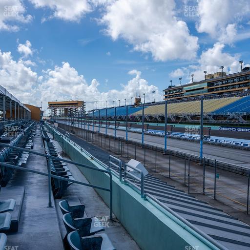 Homestead-Miami Speedway - Section Pit Road Cabana 30 Seat View