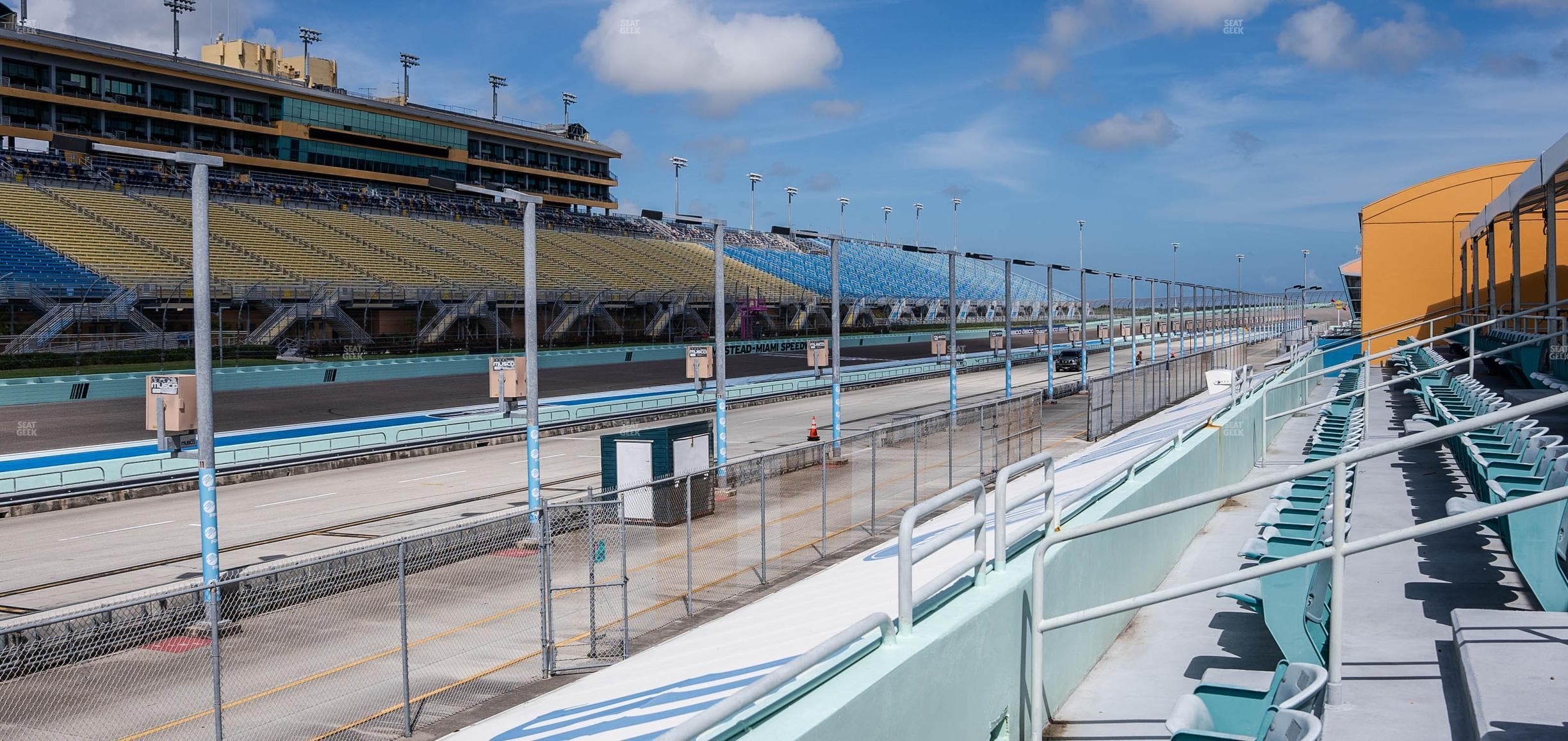 Homestead-Miami Speedway - Section Pit Road Cabana 5 Seat View