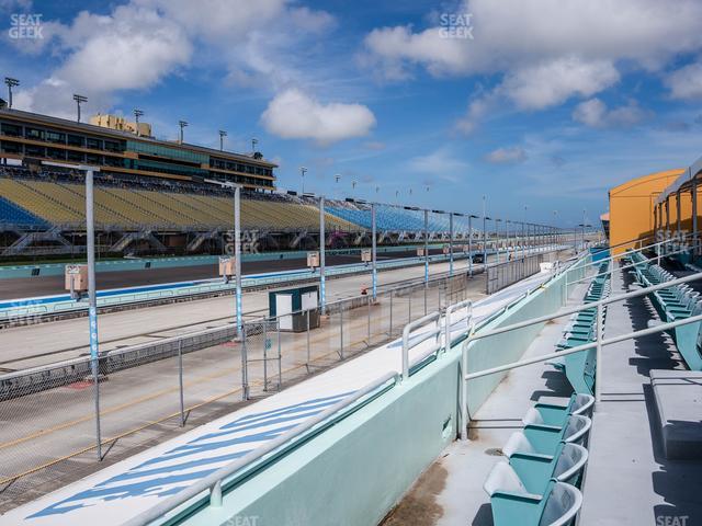 Homestead-Miami Speedway - Section Pit Road Cabana 5 Seat View