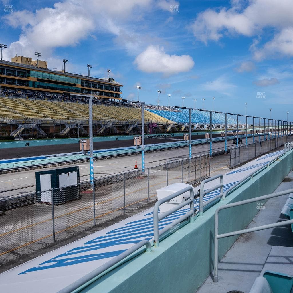 Homestead-Miami Speedway - Section Pit Road Cabana 6 Seat View