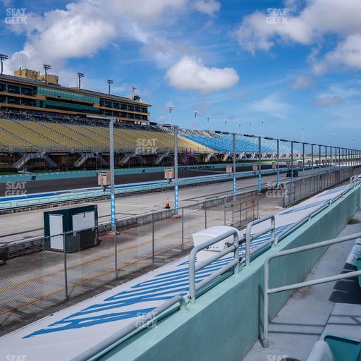 Homestead-Miami Speedway - Section Pit Road Cabana 6 Seat View