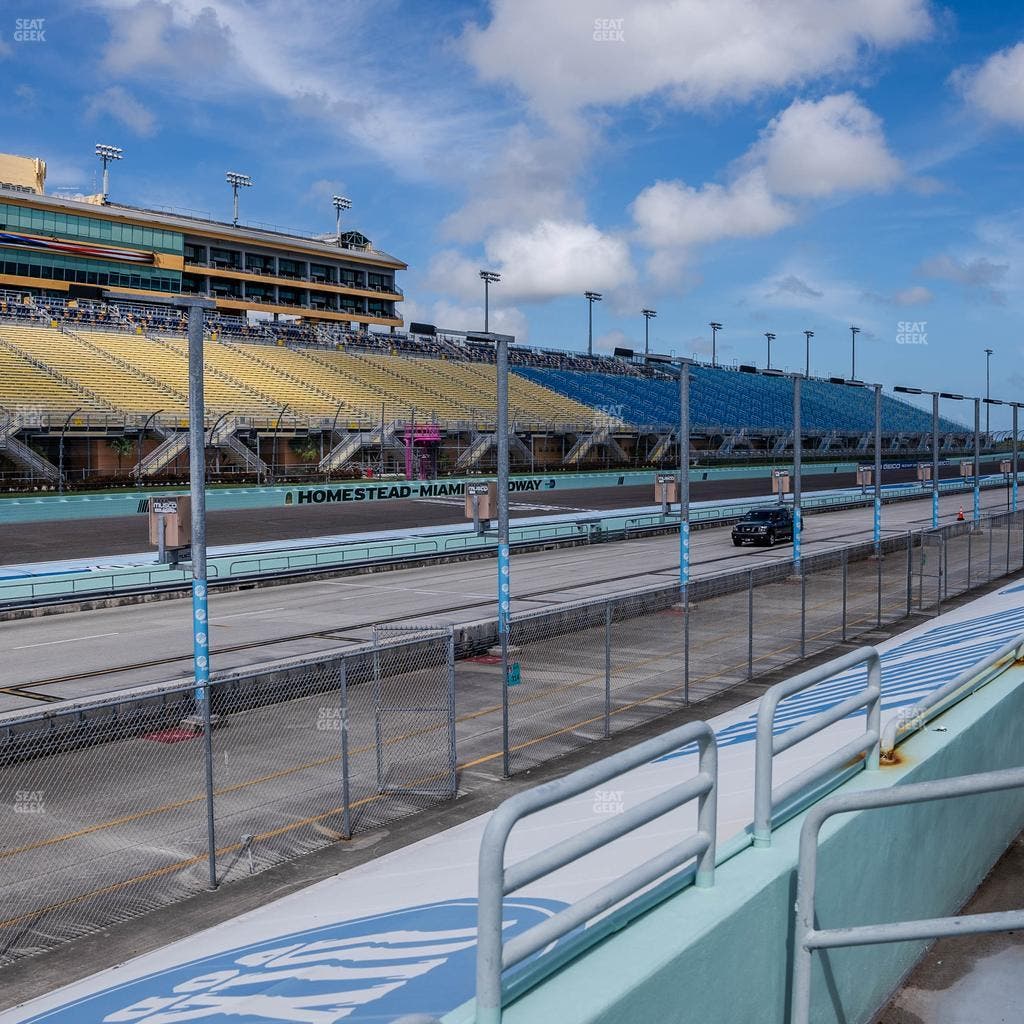 Homestead-Miami Speedway - Section Pit Road Cabana 9 Seat View