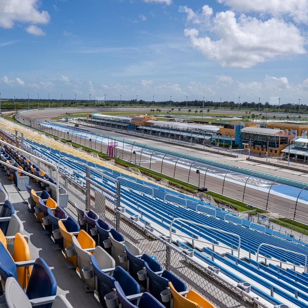 Homestead-Miami Speedway - Section Speedway Club 318 Seat View