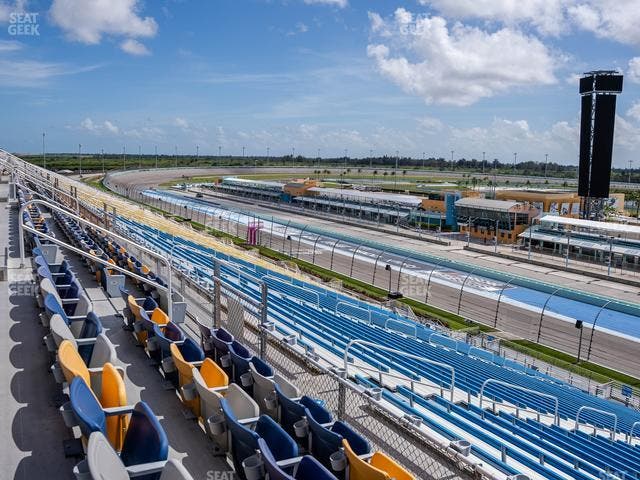 Homestead-Miami Speedway - Section Speedway Club 318 Seat View