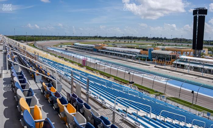 Homestead-Miami Speedway - Section Speedway Club 318 Seat View