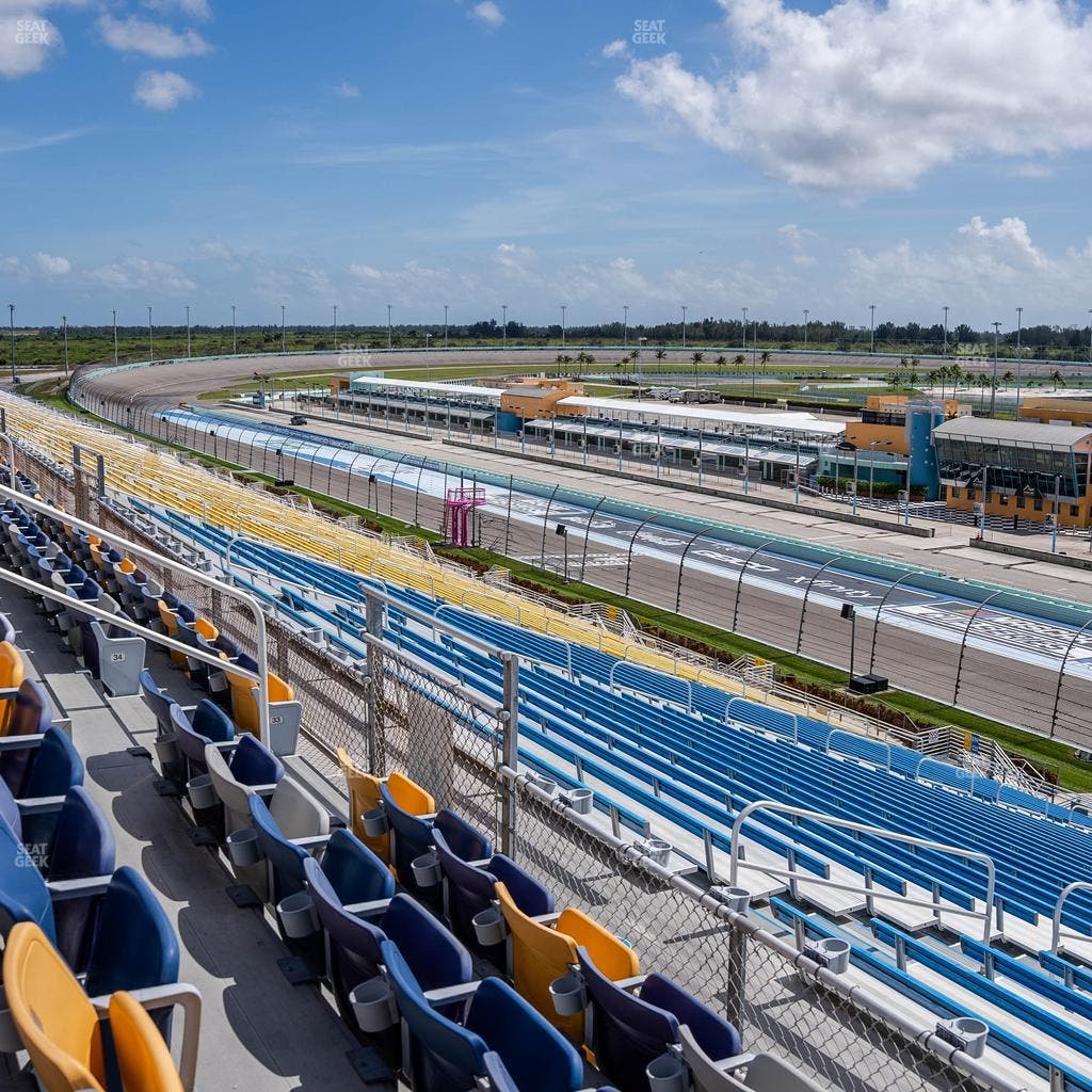 Homestead-Miami Speedway - Section Speedway Club 319 Seat View