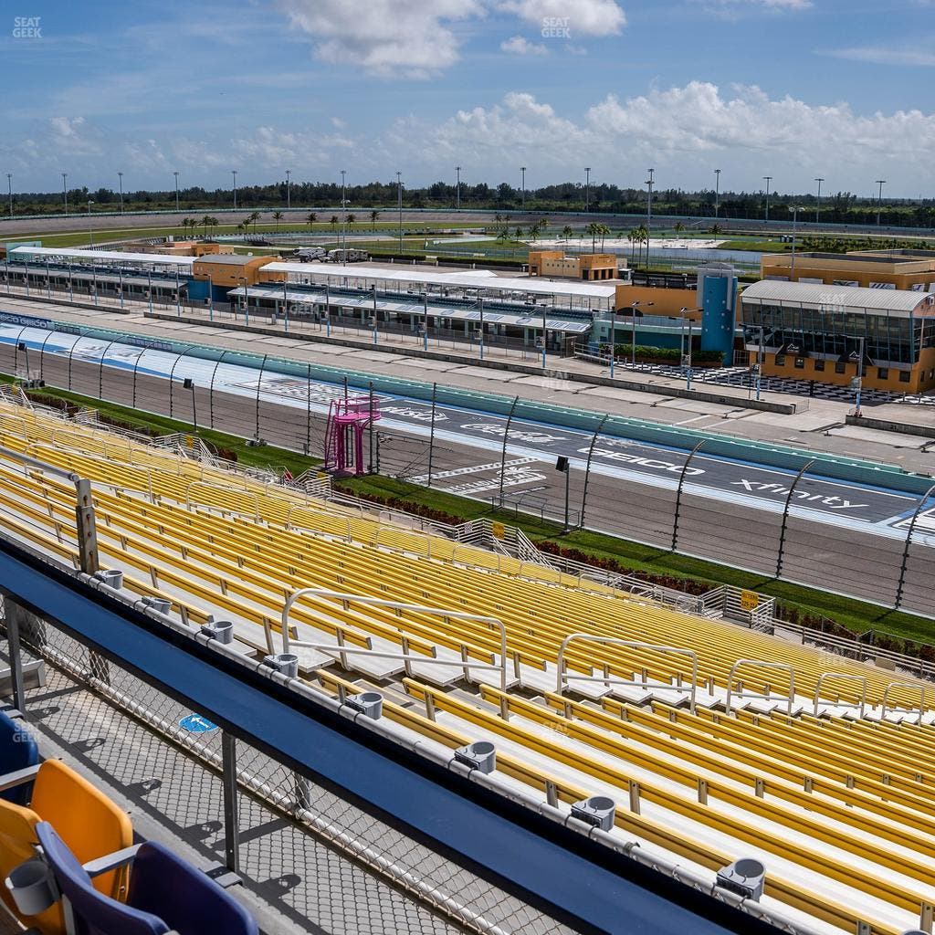 Homestead-Miami Speedway - Section Speedway Club 323 Seat View