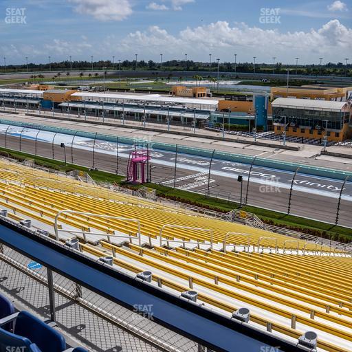 Homestead-Miami Speedway - Section Speedway Club 324 Seat View
