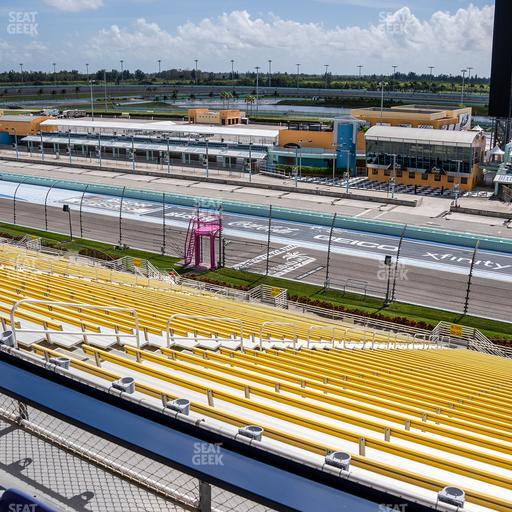 Homestead-Miami Speedway - Section Speedway Club 325 Seat View