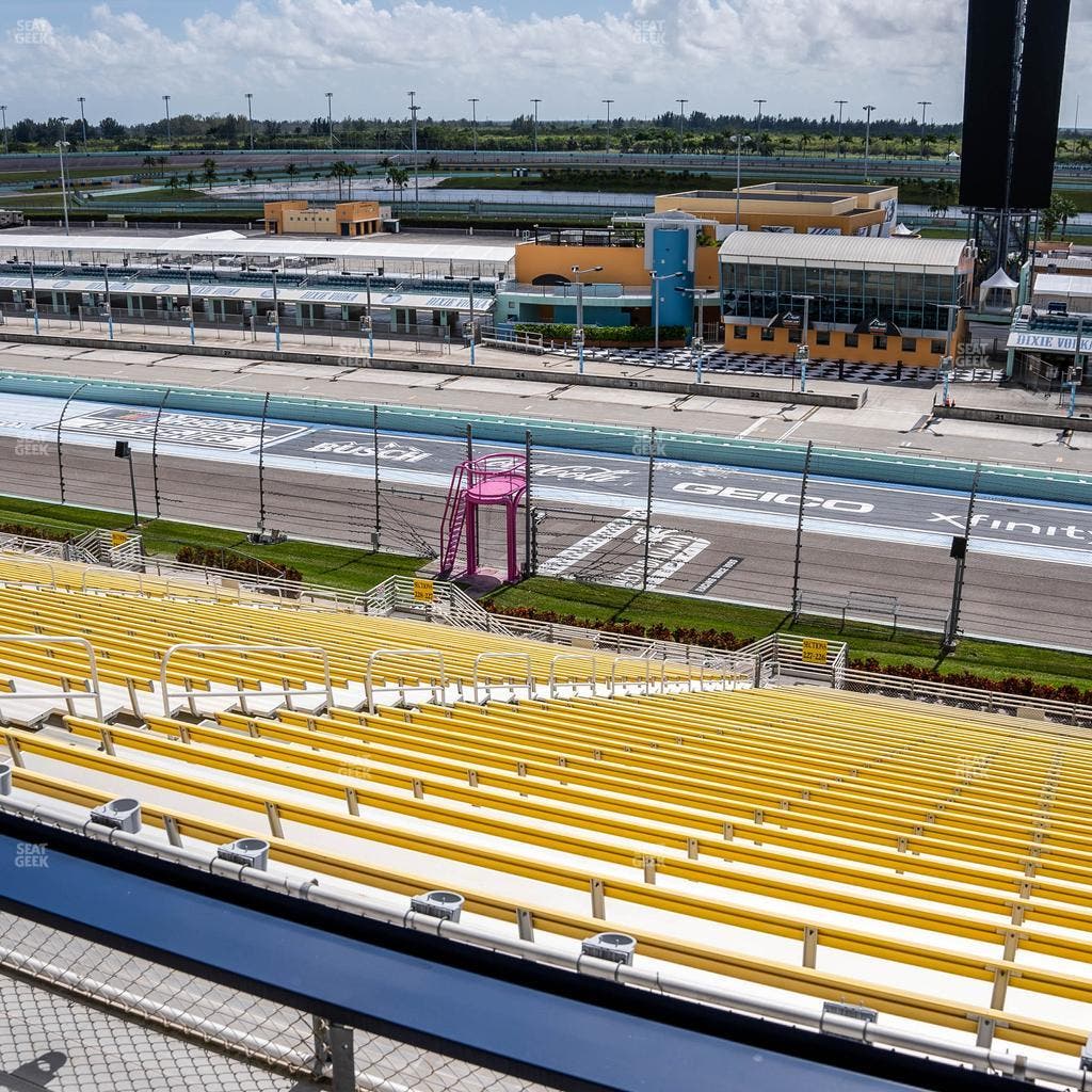 Homestead-Miami Speedway - Section Speedway Club 326 Seat View