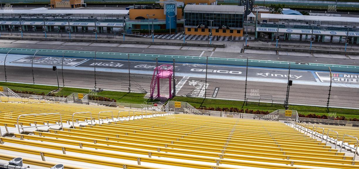 Homestead-Miami Speedway - Section Speedway Club 327 Seat View