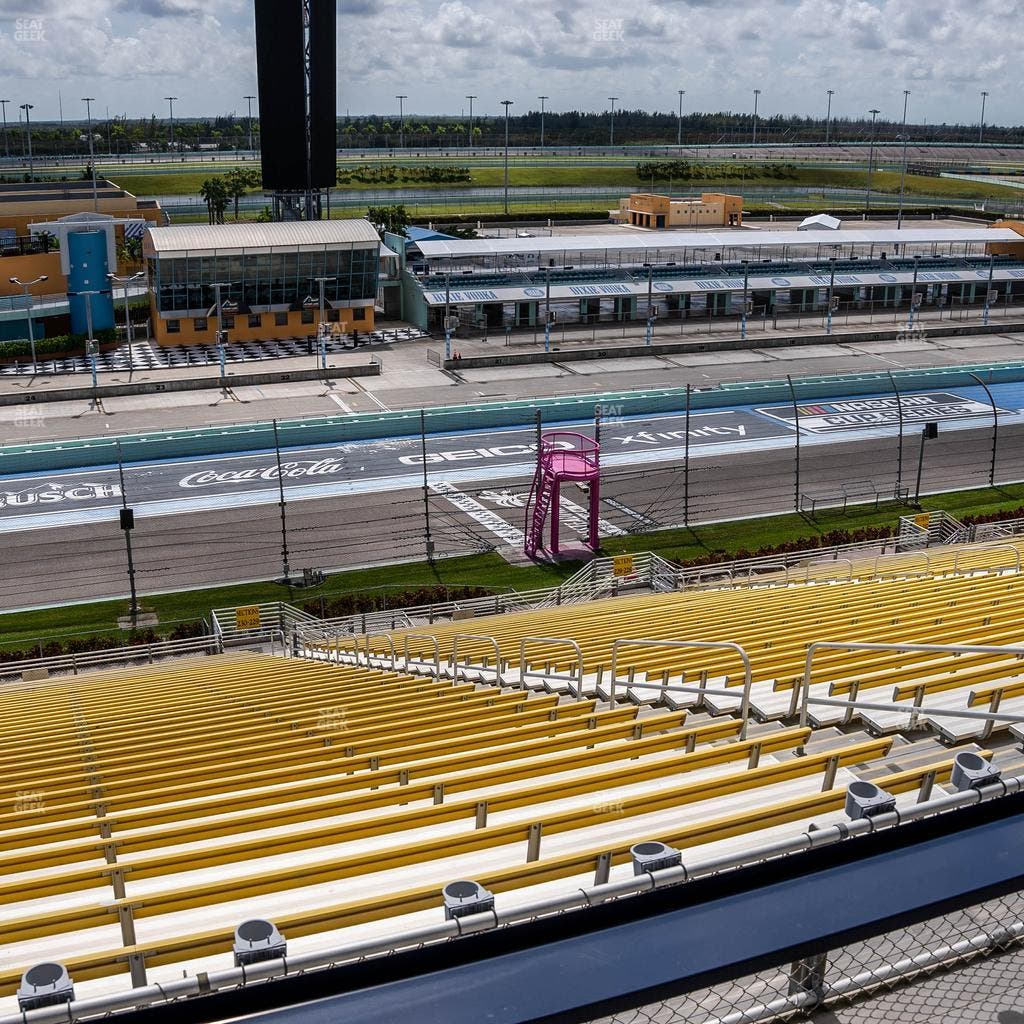 Homestead-Miami Speedway - Section Speedway Club 330 Seat View