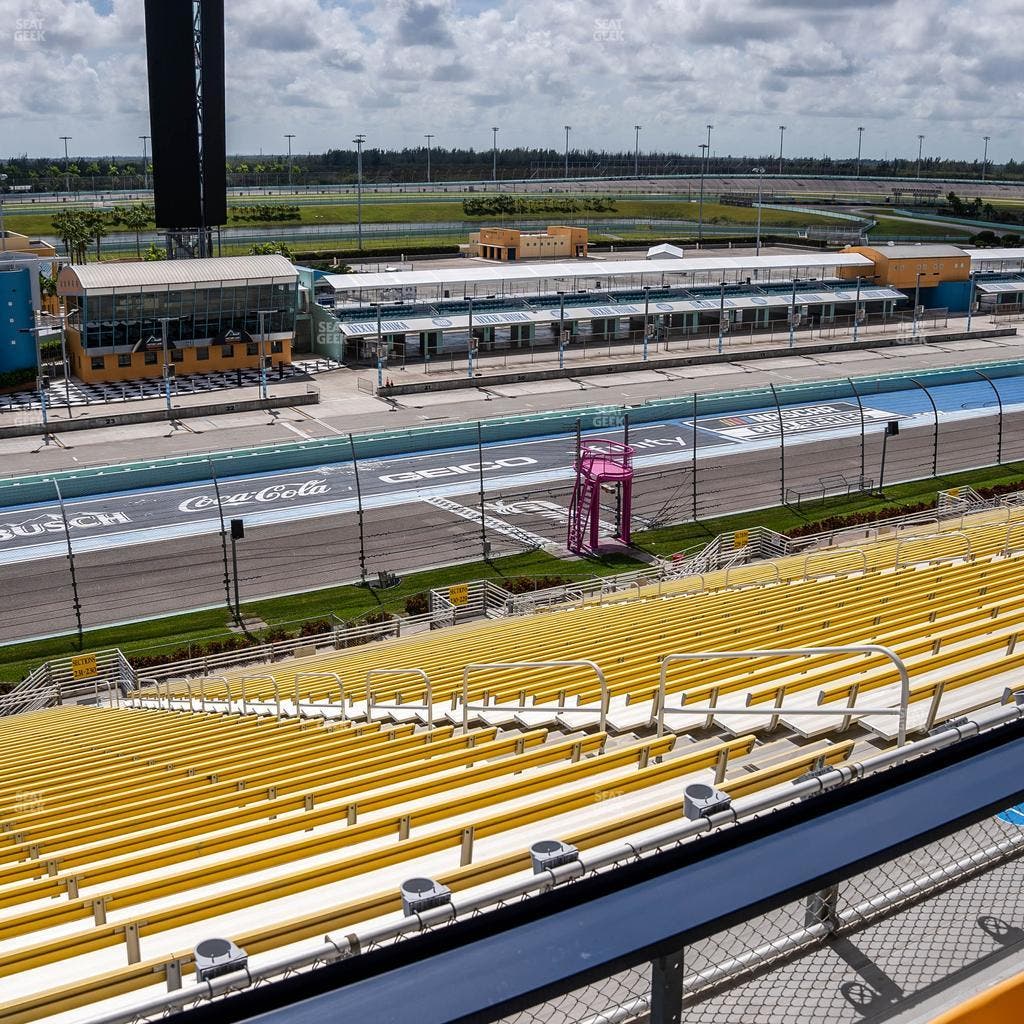 Homestead-Miami Speedway - Section Speedway Club 331 Seat View