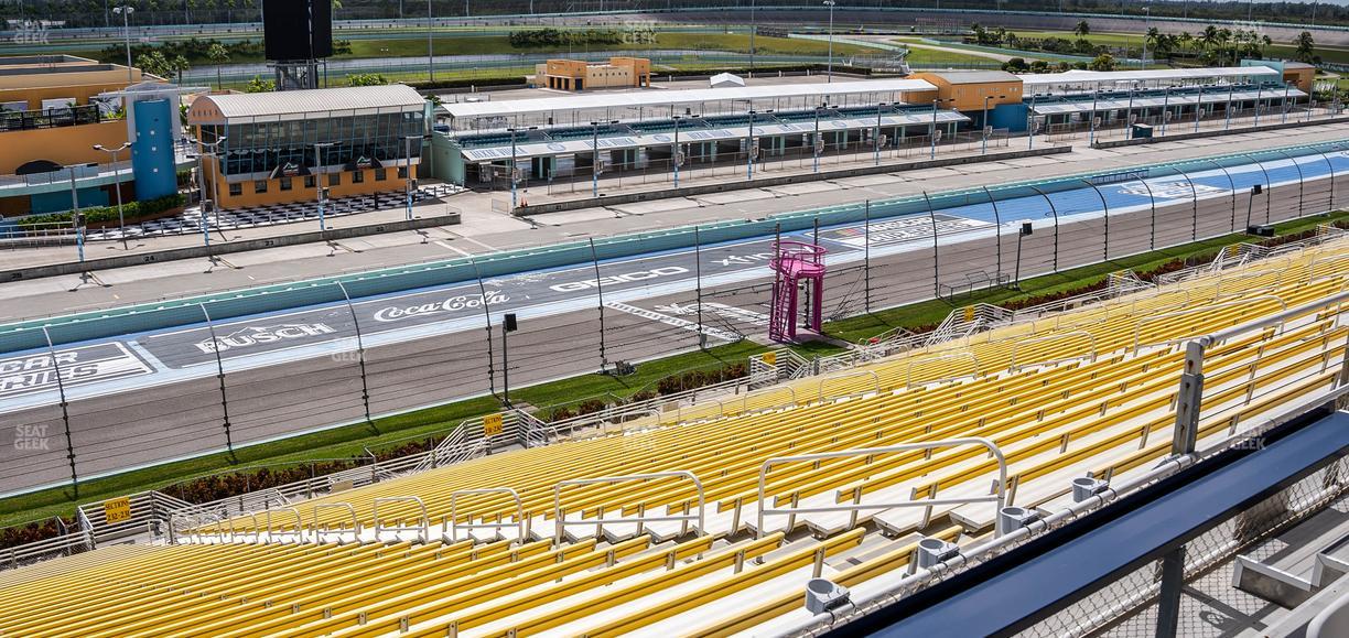 Homestead-Miami Speedway - Section Speedway Club 332 Seat View