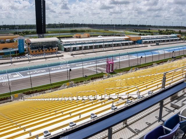 Homestead-Miami Speedway - Section Speedway Club 332 Seat View