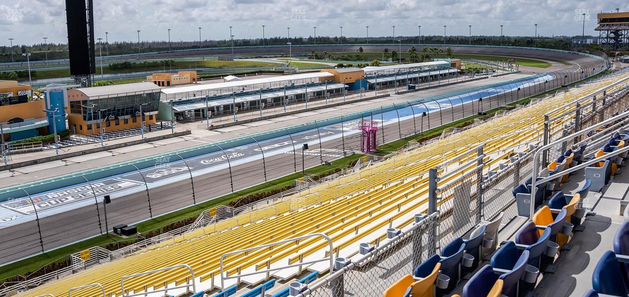 Homestead-Miami Speedway - Section Speedway Club 335 Seat View