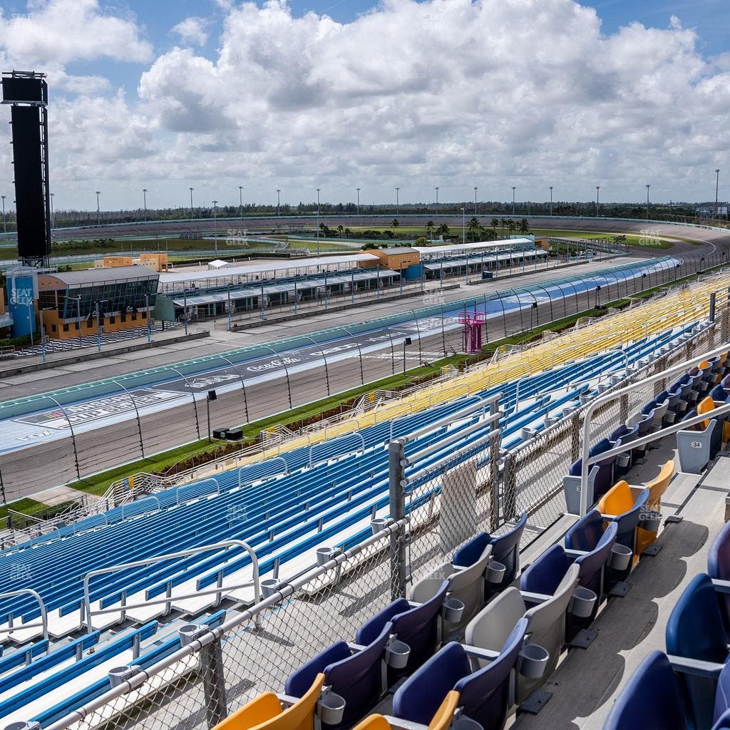 Homestead-Miami Speedway - Section Speedway Club 337 Seat View