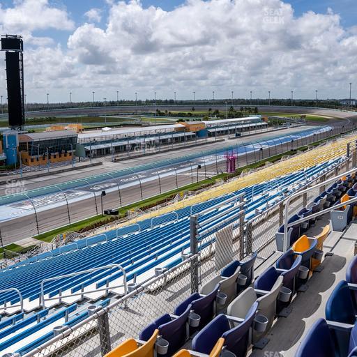 Homestead-Miami Speedway - Section Speedway Club 337 Seat View