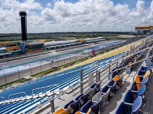 Homestead-Miami Speedway - Section Speedway Club 337 Seat View