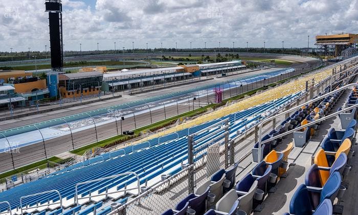 Homestead-Miami Speedway - Section Speedway Club 337 Seat View