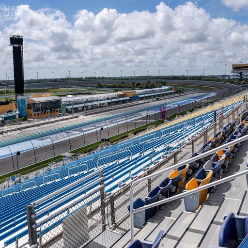 Homestead-Miami Speedway - Section Speedway Club 339 Seat View