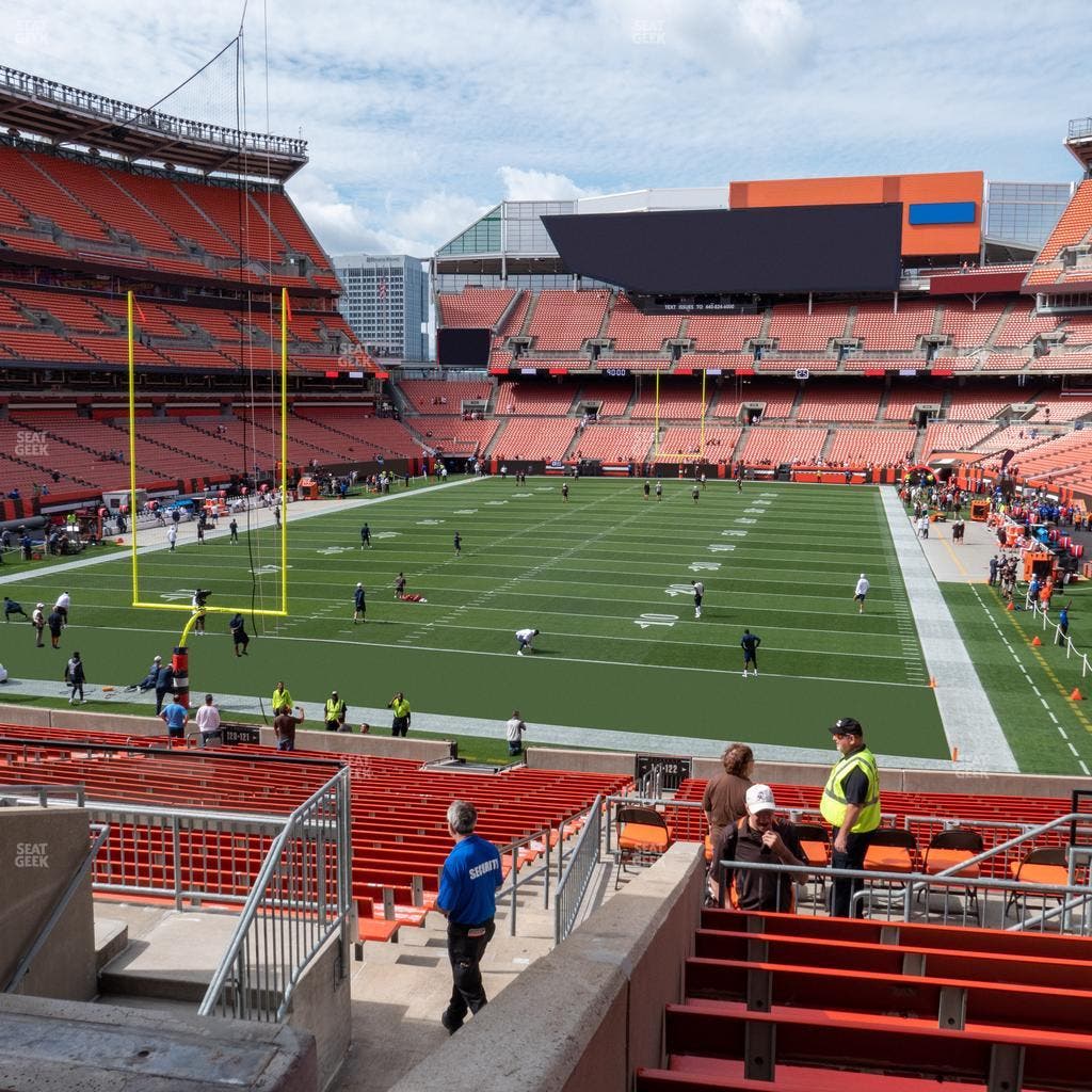 Huntington Bank Field - Section 121 B Seat View