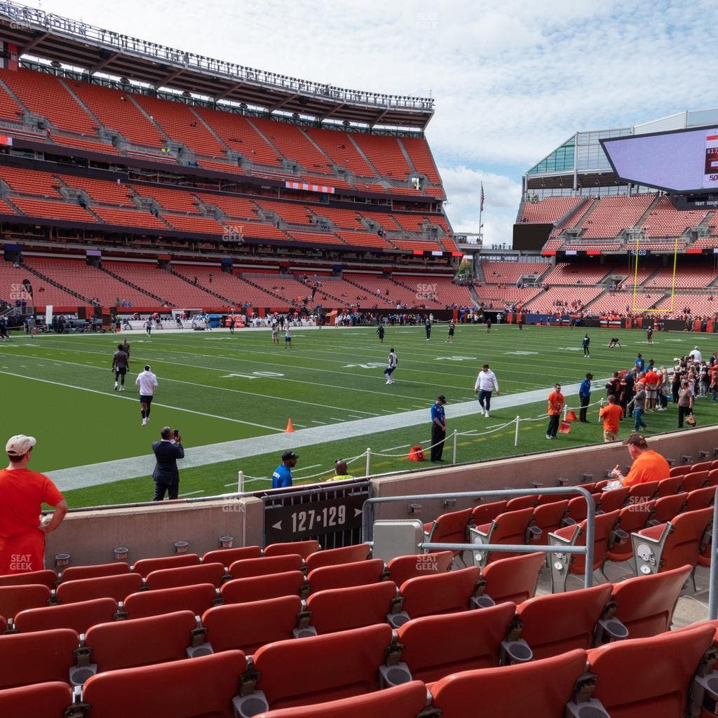 Huntington Bank Field - Section 129 Seat View