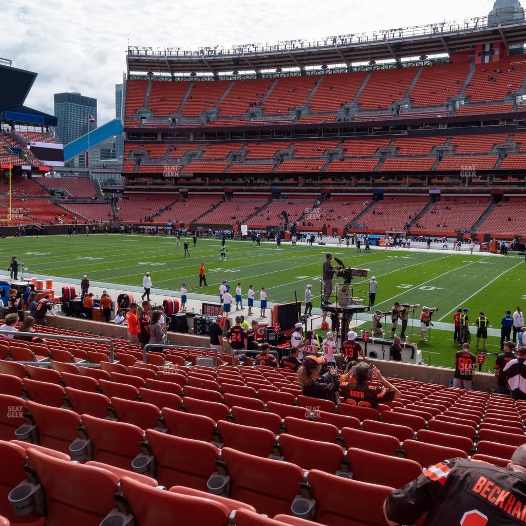 Huntington Bank Field - Section 136 Seat View
