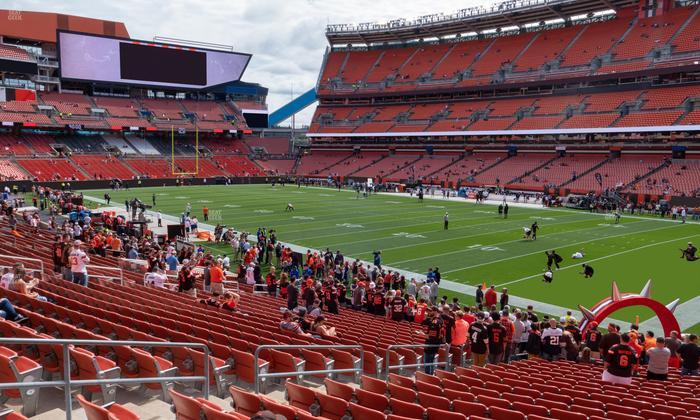Huntington Bank Field - Section 139 Seat View