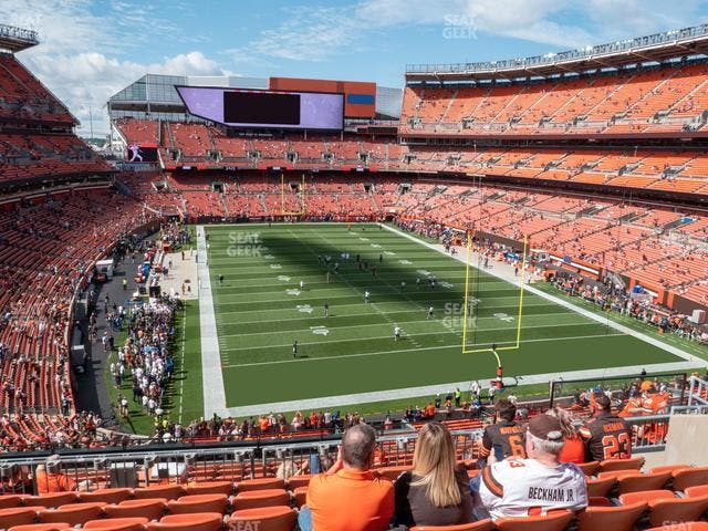 Huntington Bank Field - Section 318 Seat View