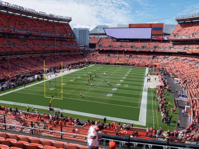 Huntington Bank Field - Section 322 Seat View