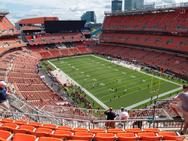 Huntington Bank Field - Section 542 Seat View