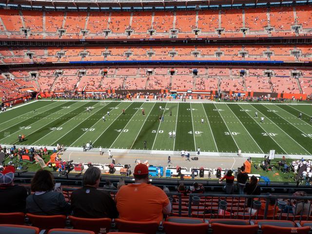 Huntington Bank Field - Section Club 309 Seat View