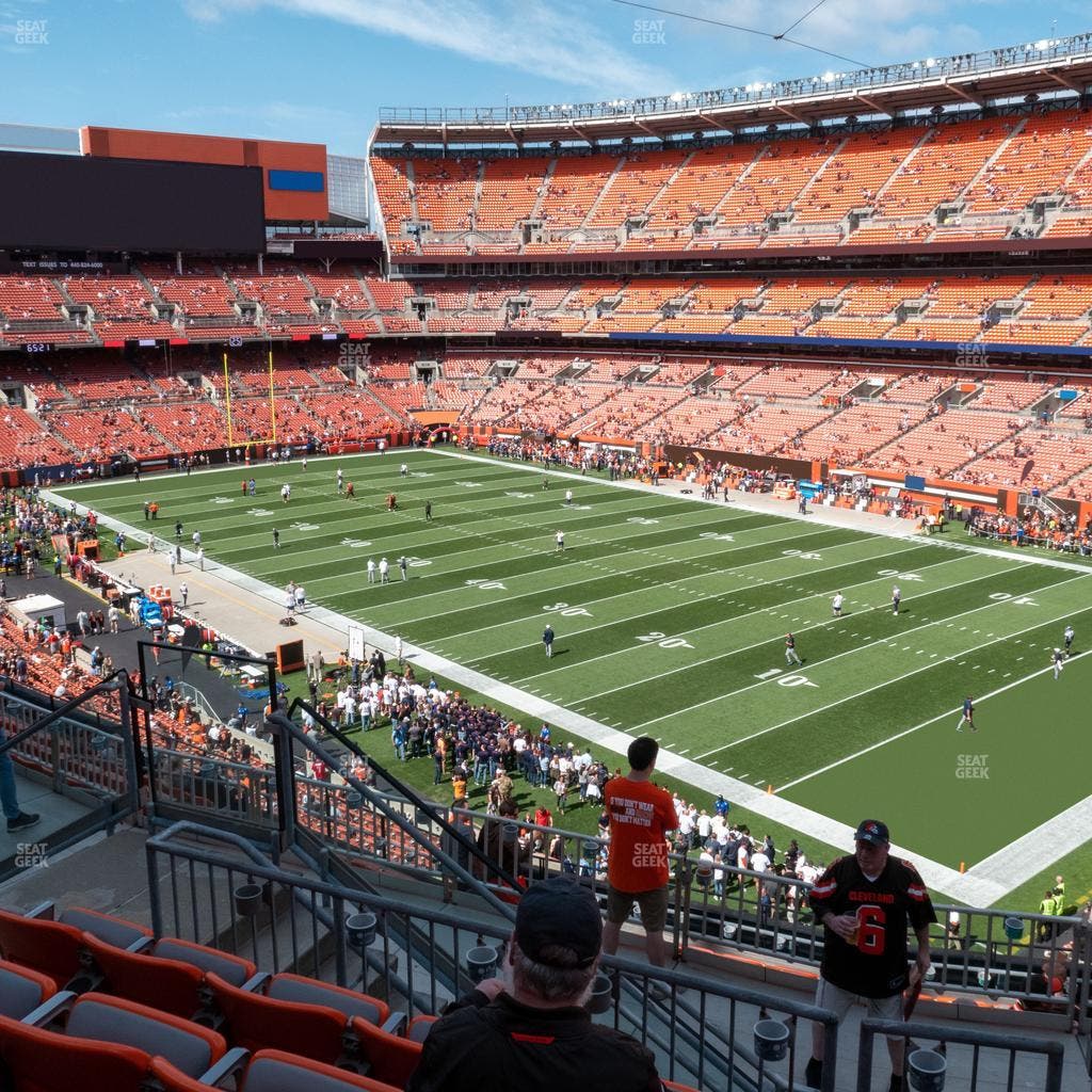 Huntington Bank Field - Section Club 315 Seat View