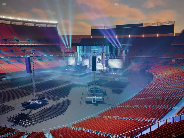 Huntington Bank Field - Section Club 326 Seat View